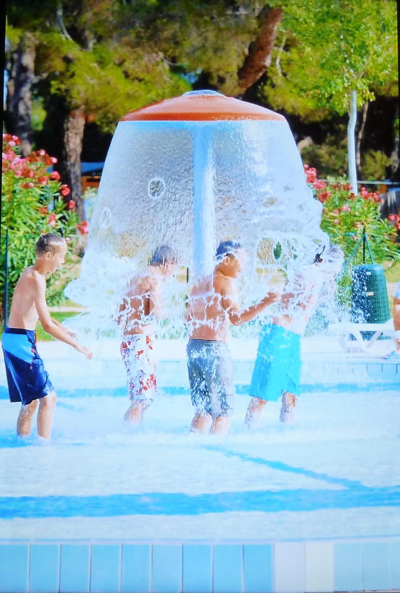 Plamar Mobile Homes Bi Village Fažana エクステリア 写真
